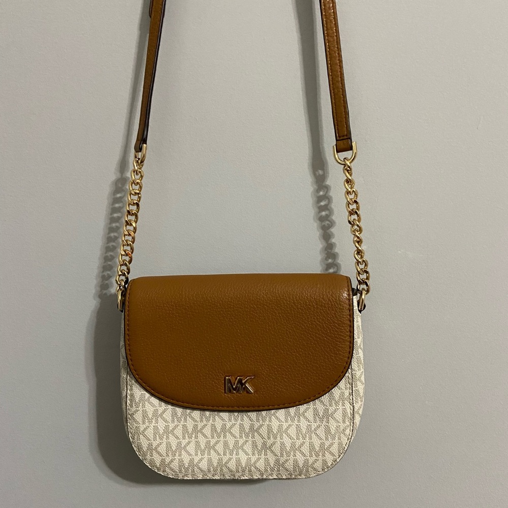 Michael Kors Crossbody